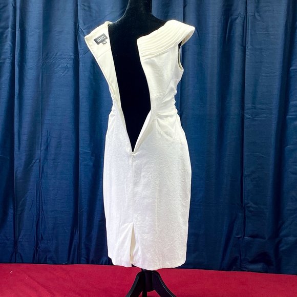 Classy Minimalist Wedding Dress Adrianna Papell Luxury Mid-Length Gown Size 4 - Picture 7 of 14